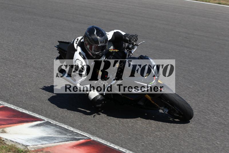 Archiv-2022/50 09.08.2022 MSS und TÖFF Track Day ADR/Gruppe rot/unklar